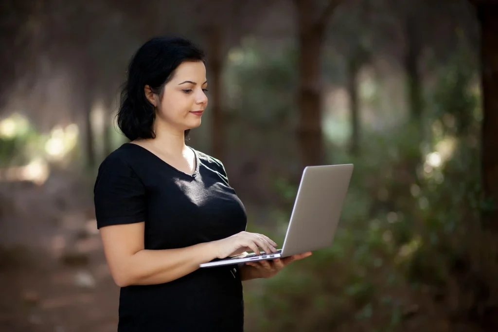 bisnis freelance online dari desa