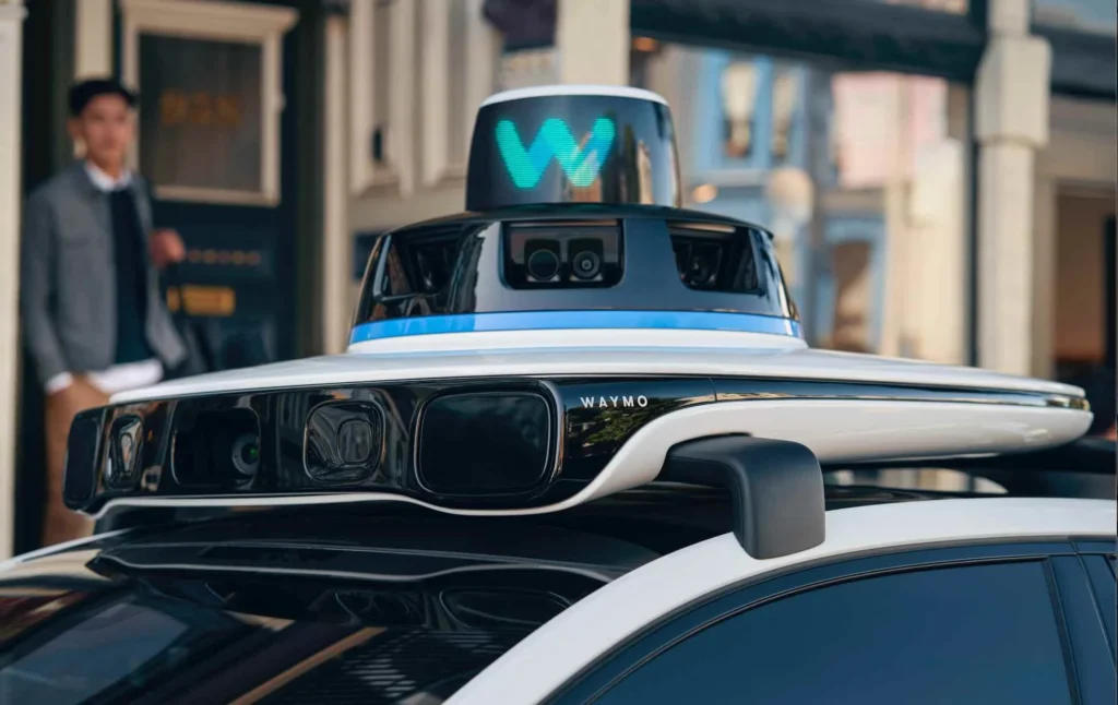 3 900 Robotaxis Waymo Ditarik Kembali Setelah Masalah Perangkat Lunak Baru Mengancam Keselamatan