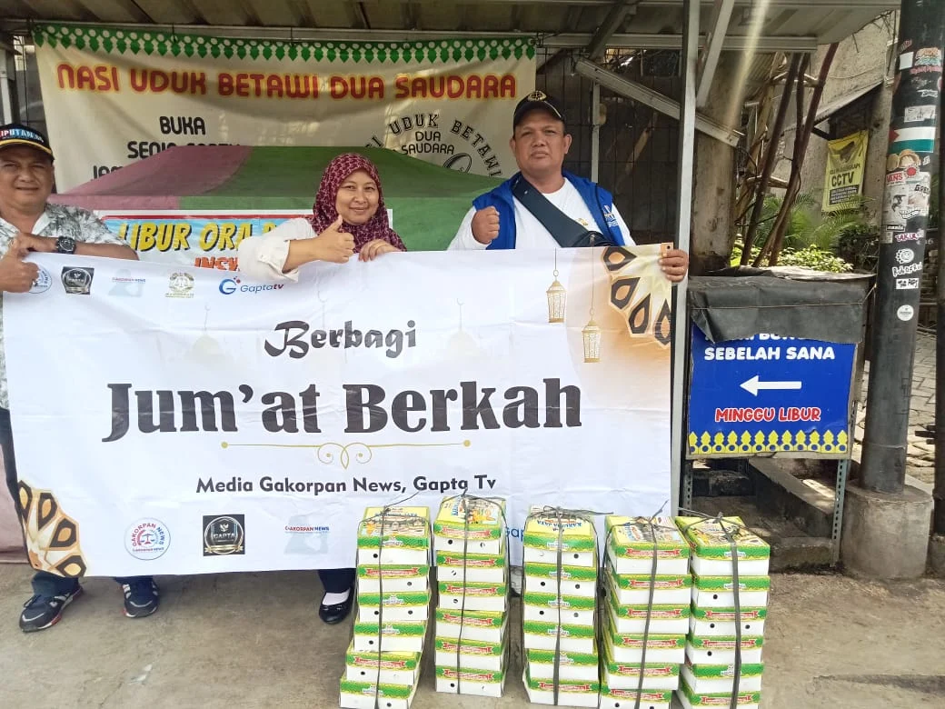 Aksi Sosial: Berbagi Nasi Kotak Jum'at Berkah di Cipondoh Tangerang