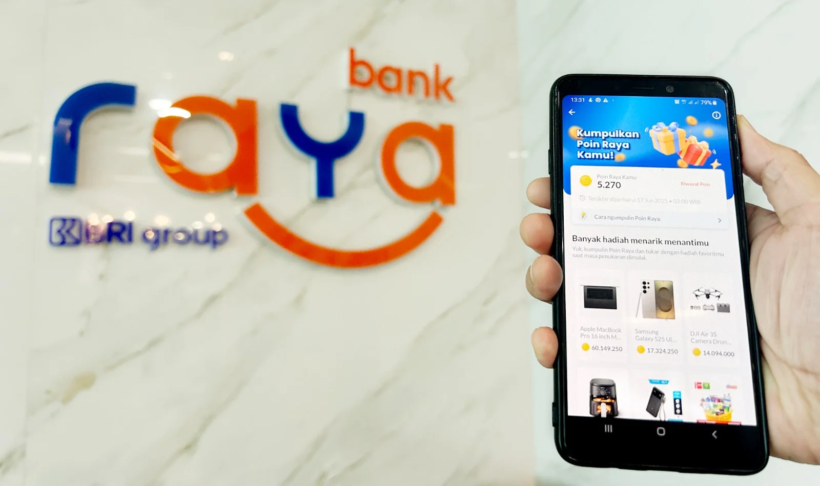 Bank Raya Gelar Lelang Raya Poin Ajak Masyarakat Semakin Aktif Bertransaksi di Aplikasi Raya