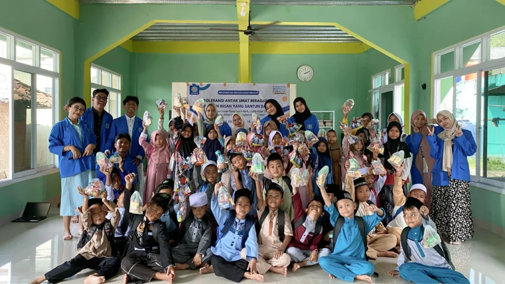Belajar Menghargai Perbedaan Mahasiswa Ilmu Komunikasi UBSI Kenalkan Toleransi Beragama kepada Anak Usia Dini