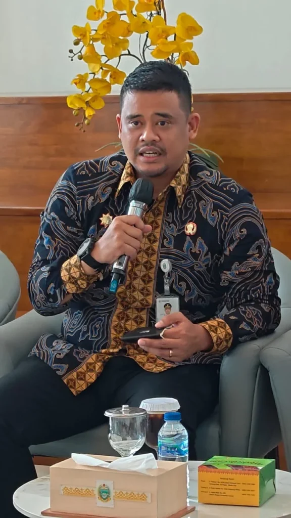 Bobby Nasution Larang ASN dan Pekerja BUMD di Sumut Gunakan Vape