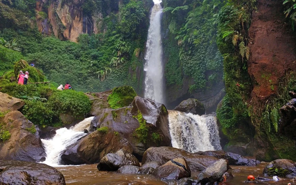 Daya Tarik Air Terjun Coban Talun di Era Digital
