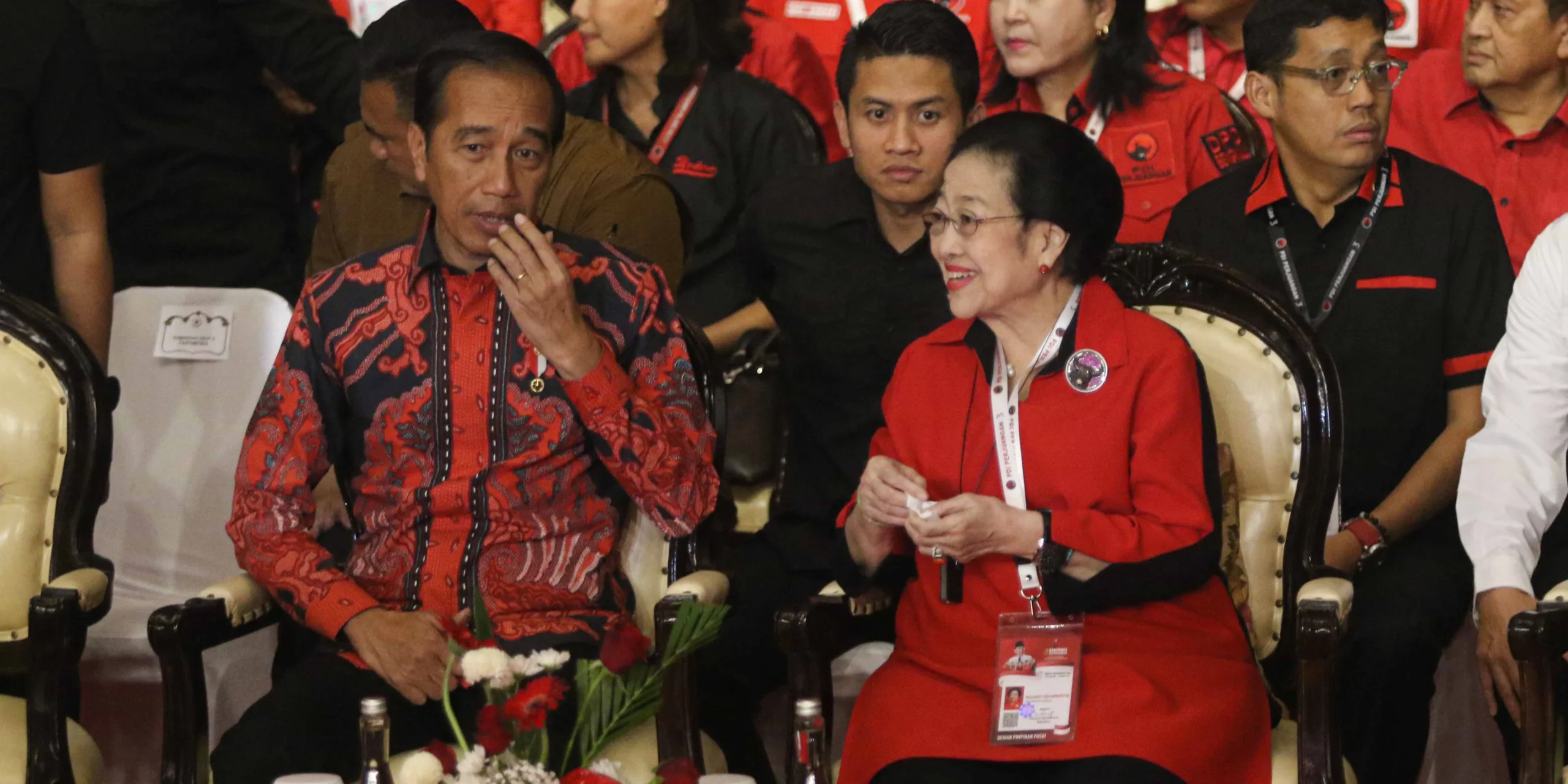 Direktur Eksekutif P3S Wacana Jokowi Membajak Kader PDIP ke PSI Dinilai Langkah Fatal dan Pengkhianatan