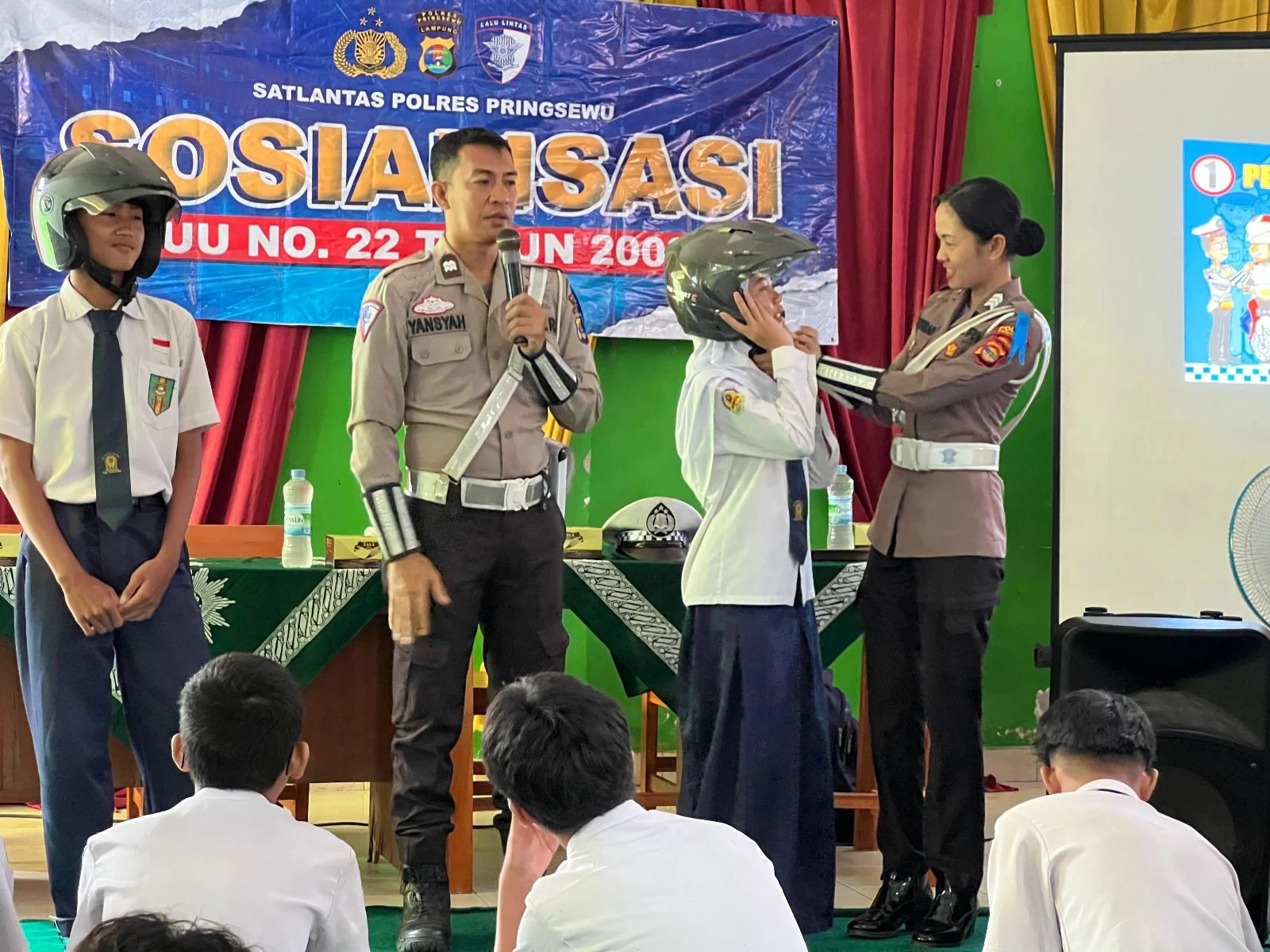 Edukasi Keselamatan Transportasi untuk Siswa SMK Yadika di Bandar Lampung
