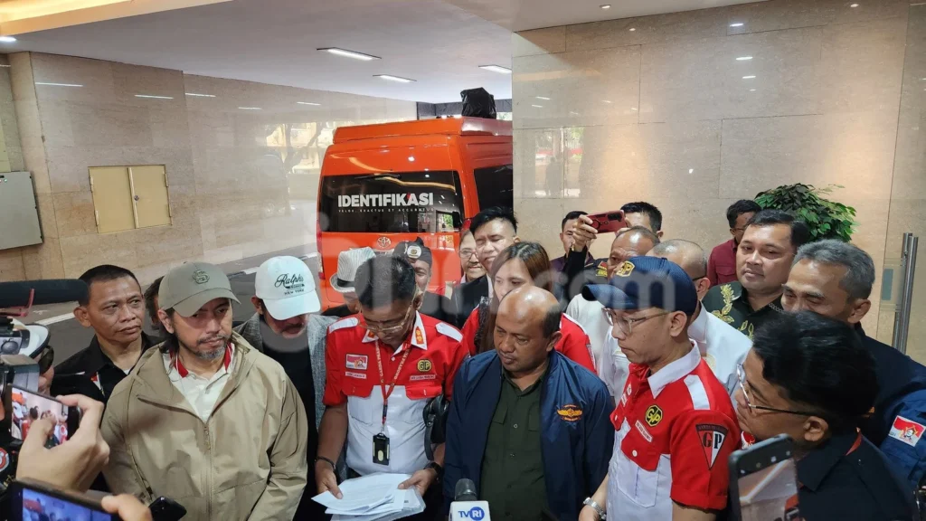 Garda Prabowo Laporkan Eks Ketua BEM UGM ke Bareskrim Soal Ucapan Kucing, Kasus Ini Menarik Perhatian Banyak Pihak