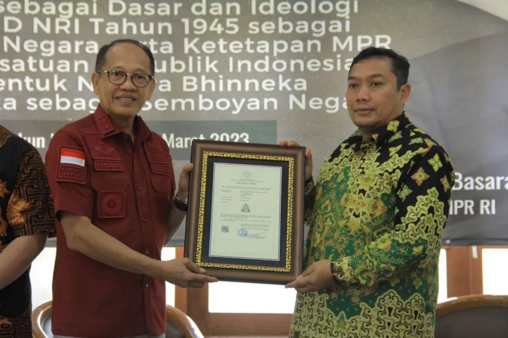 Giok Nagan Resmi Terdaftar Sebagai Hak Kekayaan Intelektual