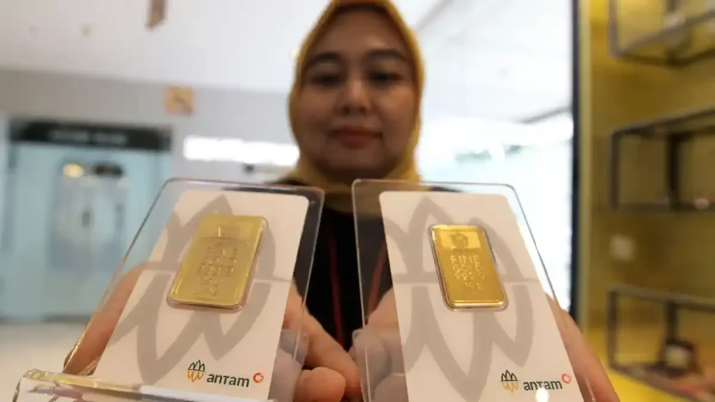 Harga Emas Selasa Naik Terpicu Penurunan Harga Minyak: Analisis Terbaru