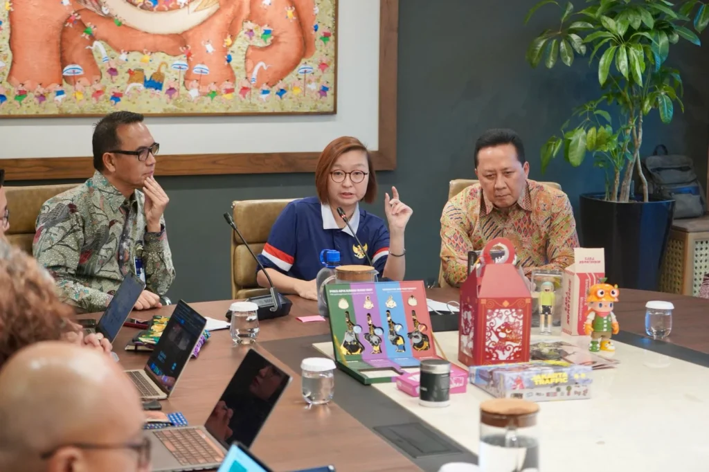 Indosat Kemenekraf Gandeng Adobe untuk Meningkatkan Kreativitas Generasi Muda Indonesia