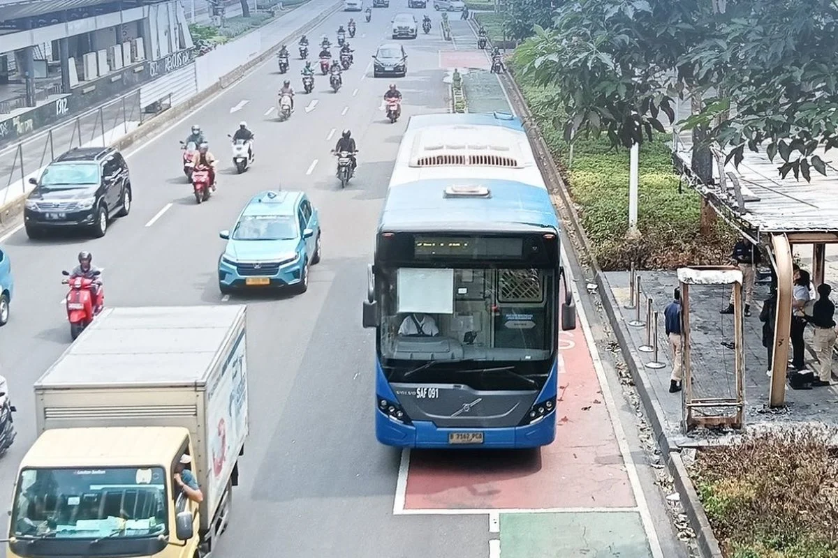 Kecelakaan dan Perayaan HUT Jakarta, Layanan Transjakarta Tetap Beroperasi