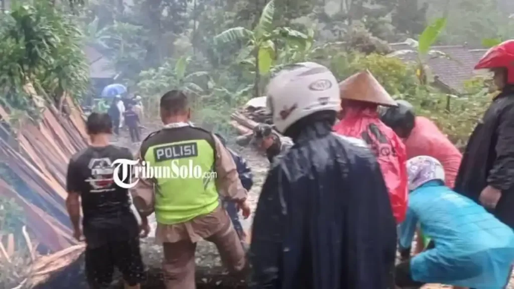Keluhan Warga Karanganyar: Minyakita Berbau Solar Sebabkan Tenggorokan Sakit