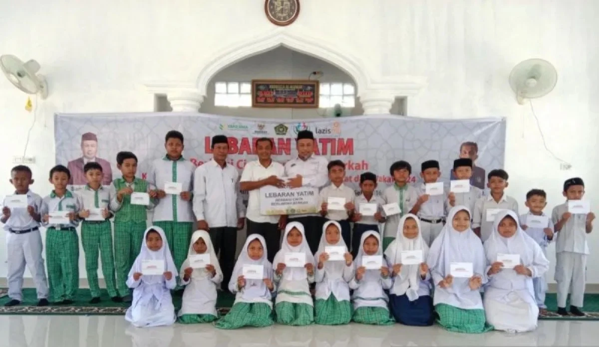 Kemenag Nagan Raya Perkuat Semangat Berbagi dengan Santunan