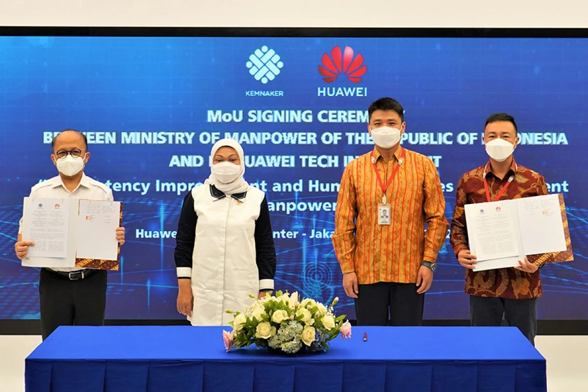 Kemnaker Huawei Berkolaborasi Kembangkan SDM melalui Pendidikan Vokasi dan Industri