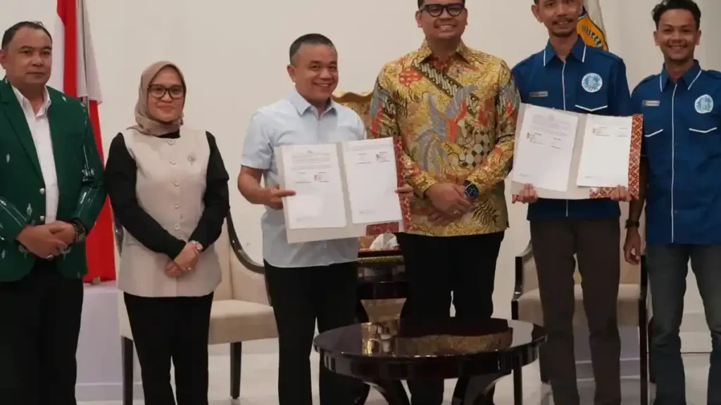 Kunjungan Hangat Wakil Ketua MPR RI ke Wali Kota Palu H Hadianto Rasyid