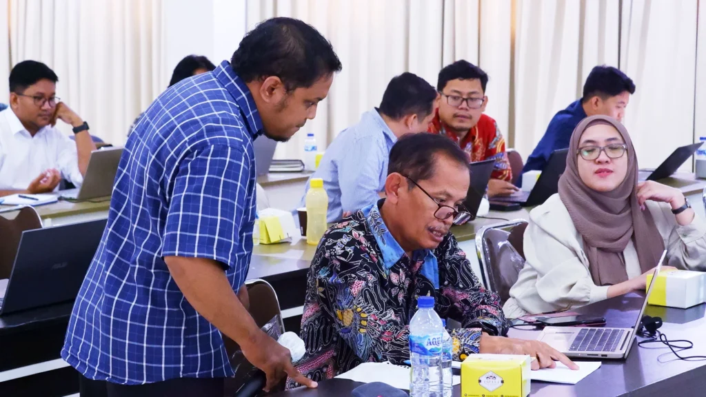 Mahasiswa UNDIRA Ikuti Pelatihan Kampanye Digital Seperti Profesional