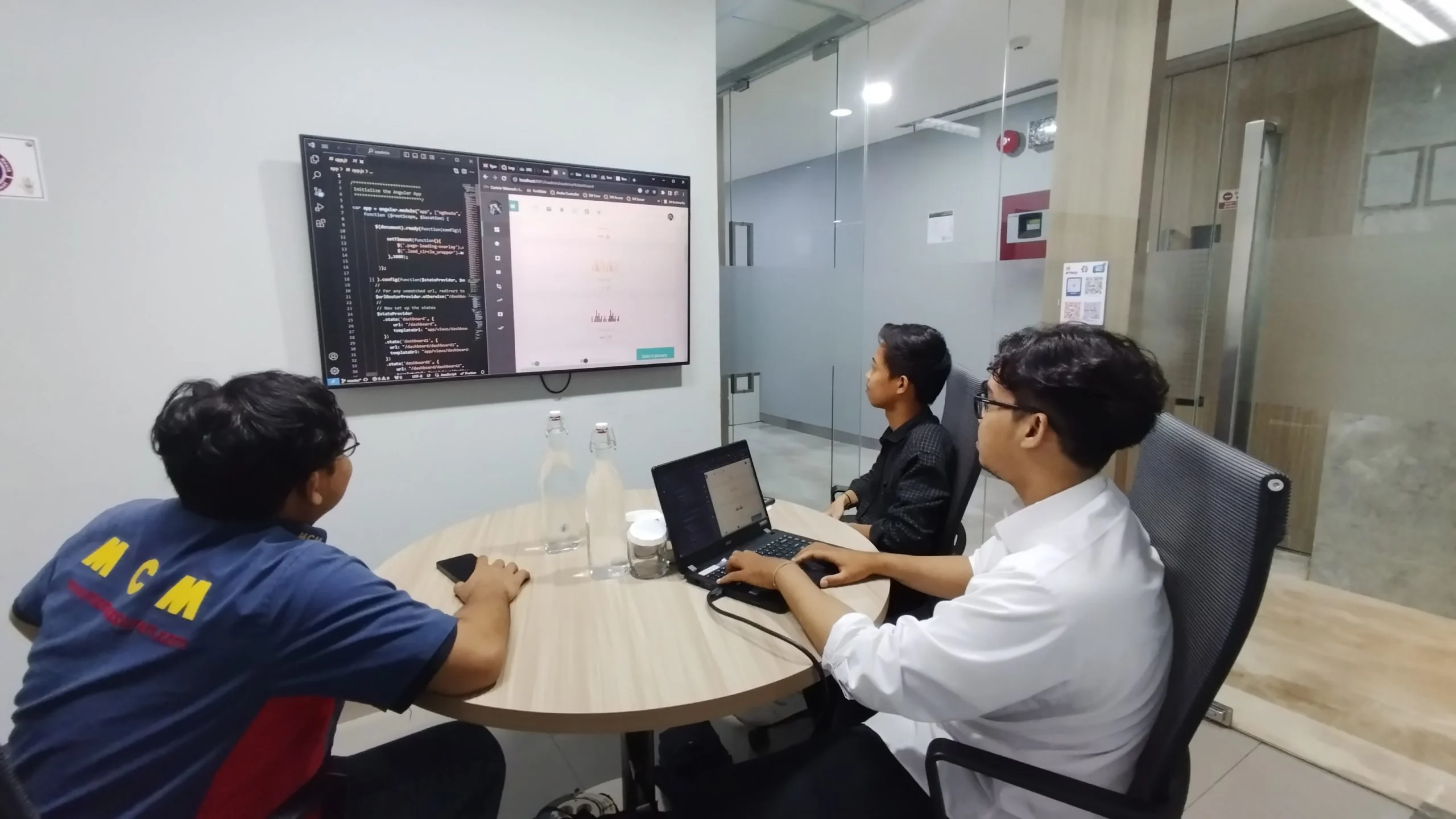 Mahasiswa Universitas Pamulang Rancang Website Servis Elektronik Gerai Ncek untuk Meningkatkan Pelayanan