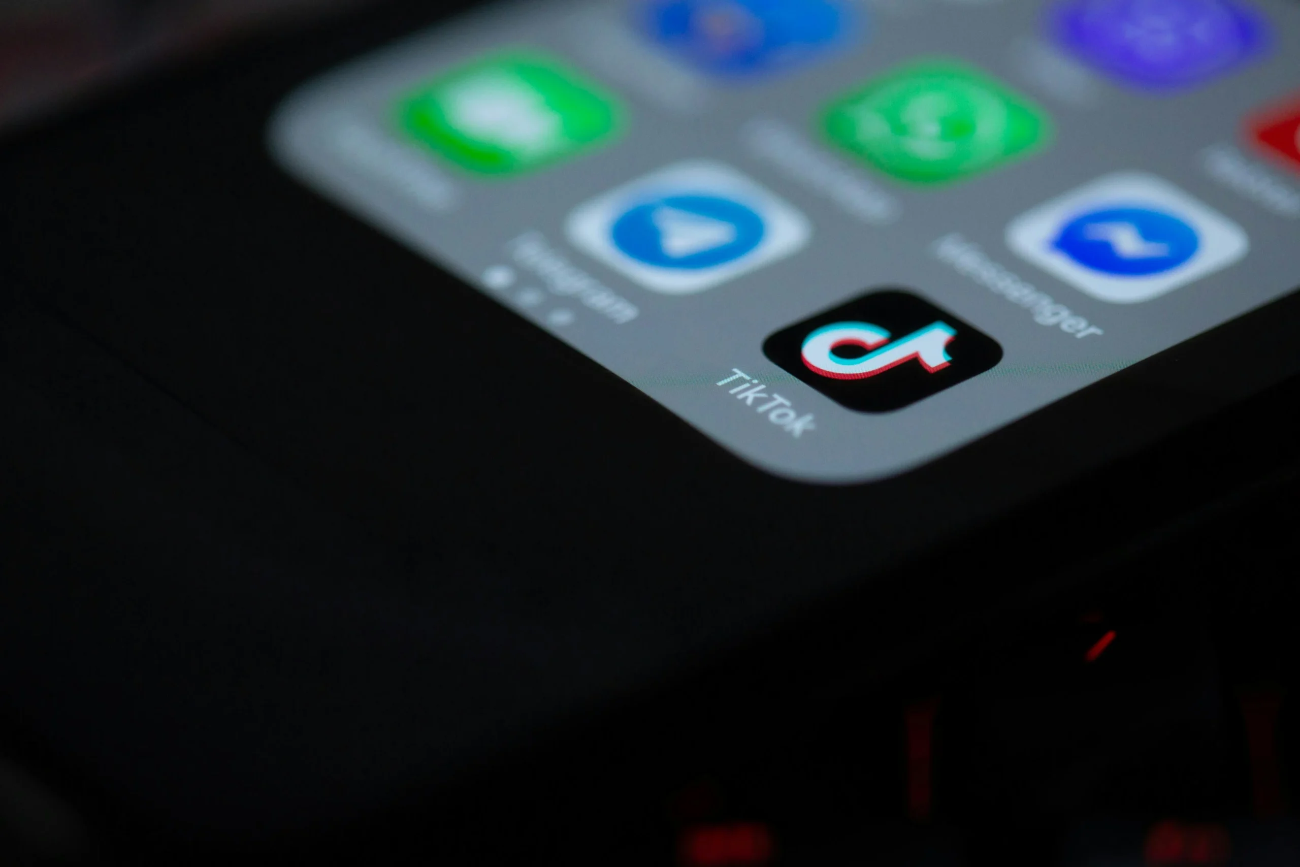 Mudahnya Simpan Foto Slideshow TikTok dengan SnapTik Indonesia