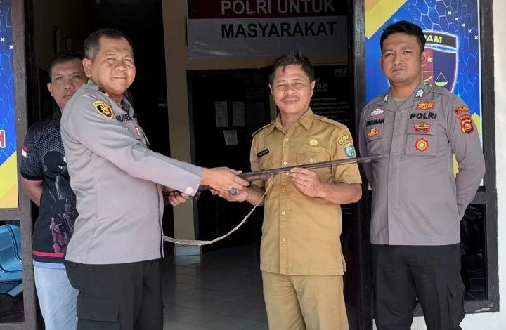 Operasi Senpi Musi 2026 Warga Desa Lubuk Pandan Serahkan Senpira ke Polsek Muara Lakitan Secara Sukarela, Meningkatkan Kesadaran Masyarakat