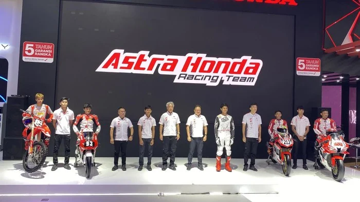 Pebalap Binaan Astra Honda Cetak Sejarah Terkencang di Estoril: Kemenangan Bersejarah untuk Indonesia