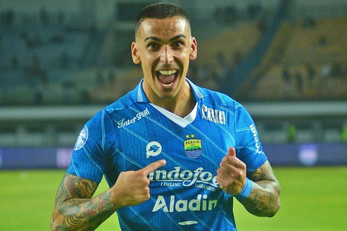 Persib Bandung Cari Pengganti Federico Barba, Bek Berpengalaman Eredivisie Jadi Incaran