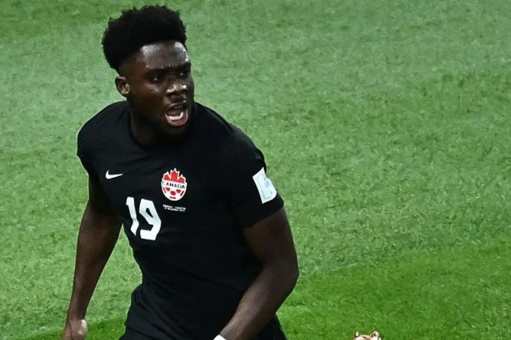 Pertandingan Kanada vs Qatar Berakhir dengan Kemenangan Kanada 6-0, Namun Terjadi Cidera Parah pada Ismael Kone