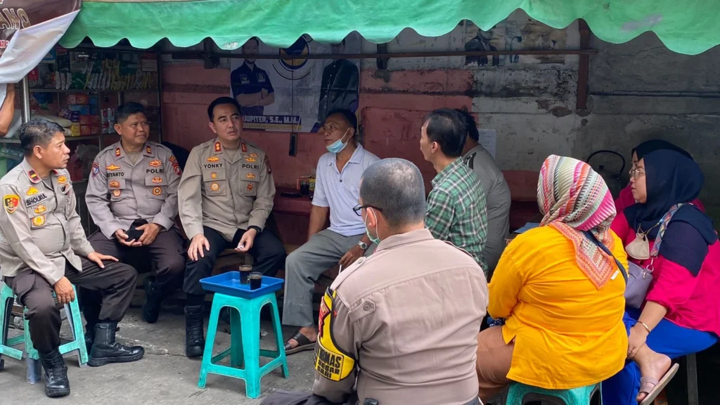 Polres Jakbar dan Polsek Tamansari Dengarkan Aspirasi Warga Lewat Program Jaga Jakarta Jayakarta On The Spot