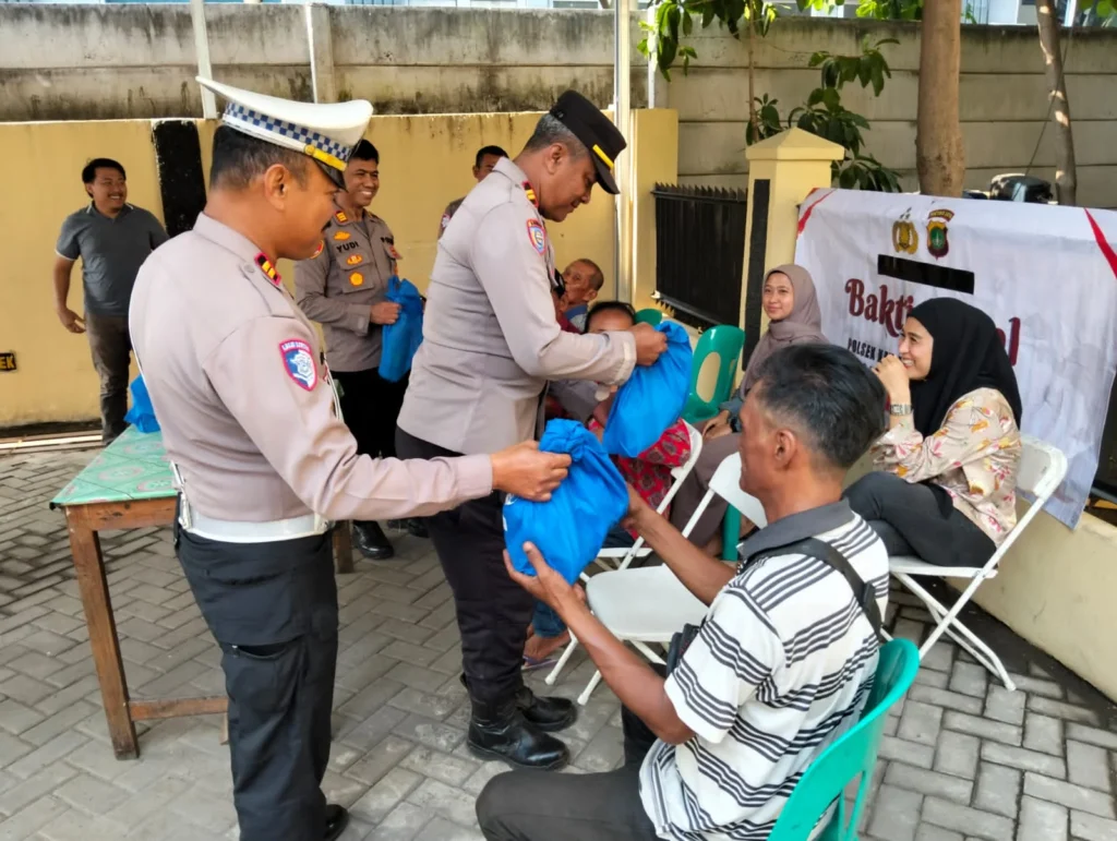 Polsek Kawasan Sunda Kelapa Perkuat Sinergi Masyarakat melalui Jaga Jakarta On The Spot Polsek Kawasan Sunda Kelapa Perkuat Sinergi dengan Warga Muara Angke