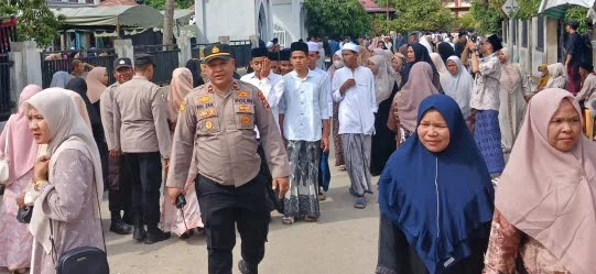 Puluhan Ribu Warga Padati Penutupan HUT Pidie Jaya, Polres Sukses Jaga Keamanan