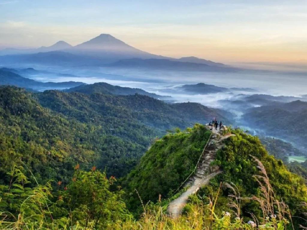 Puncak Kalindra: Pesona Alam dan Komunikasi Pariwisata yang Harmonis
