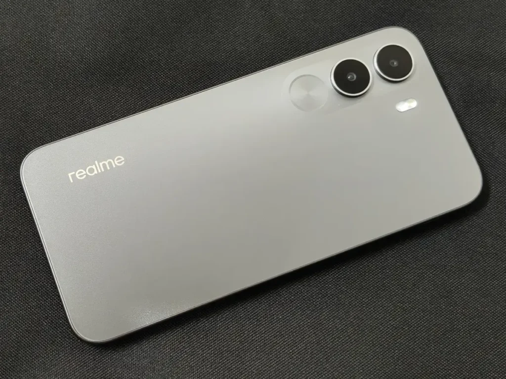 Realme C100i: Smartphone Tangguh dengan Baterai Besar