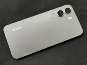 Realme C100i: Smartphone Tangguh dengan Baterai Besar