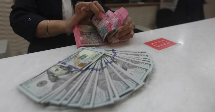 Rupiah Melemah ke Rp 17.762 per Dolar AS, Pasar Cermati The Fed dan RDG BI