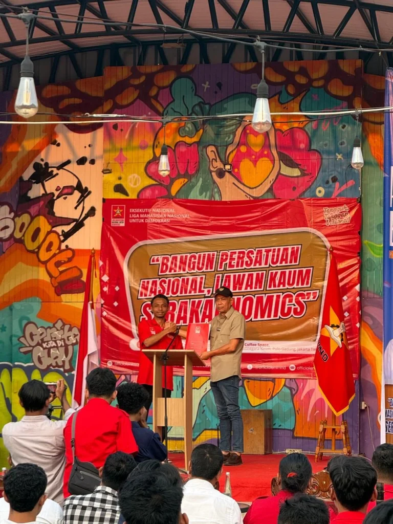 Tegakkan Pasal 33 Lawan Kaum Serakahnomics Mahasiswa Serukan Kedaulatan Ekonomi dan Persatuan Nasional