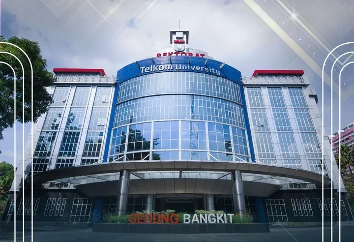 Telkom University Dukung Pensiunan Jawa Barat Usaha Lele Organik