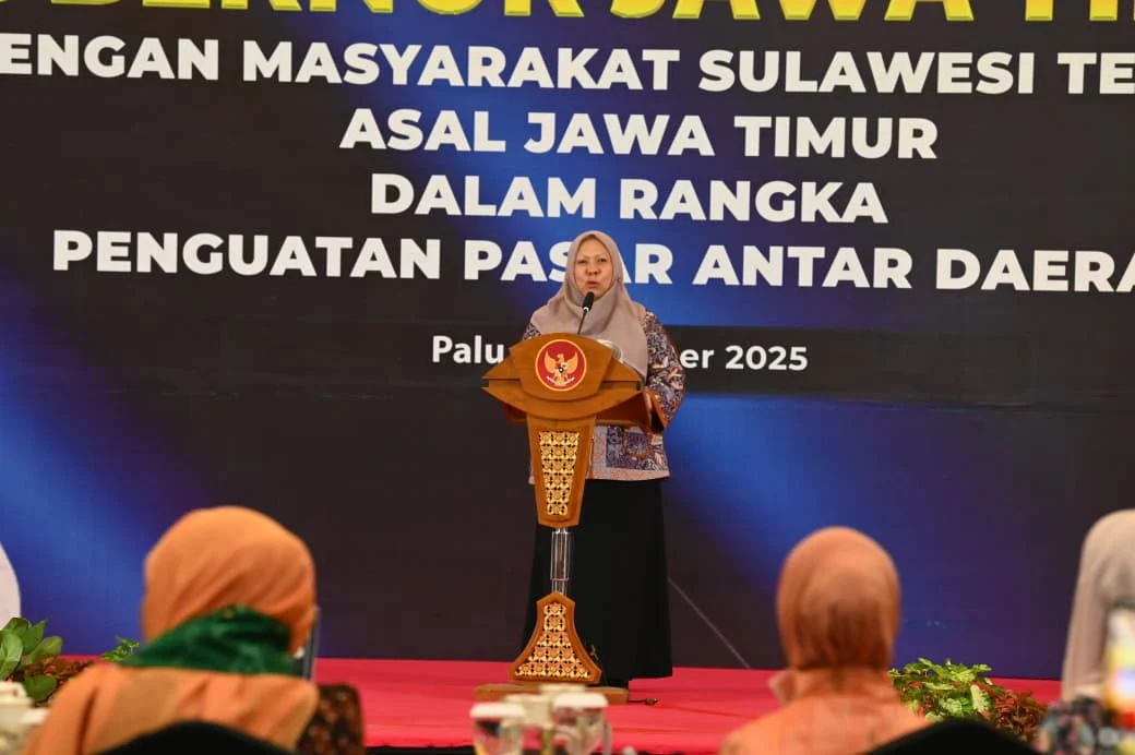 Wagub dr Reny A Lamadjido Ajak Masyarakat Peduli Lingkungan