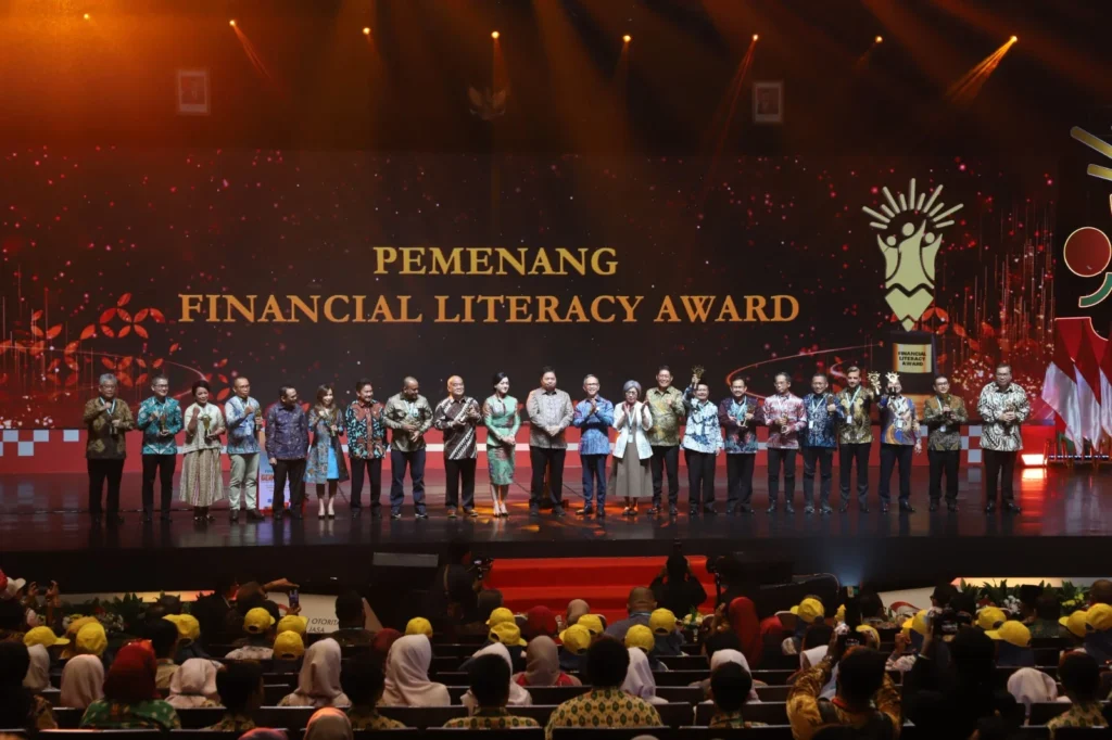 Akulaku Finance Peroleh Penghargaan untuk Literasi Keuangan