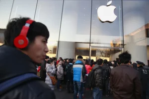 Apple Uji Coba RAM Tiongkok, Izin AS Sudah Didapat?