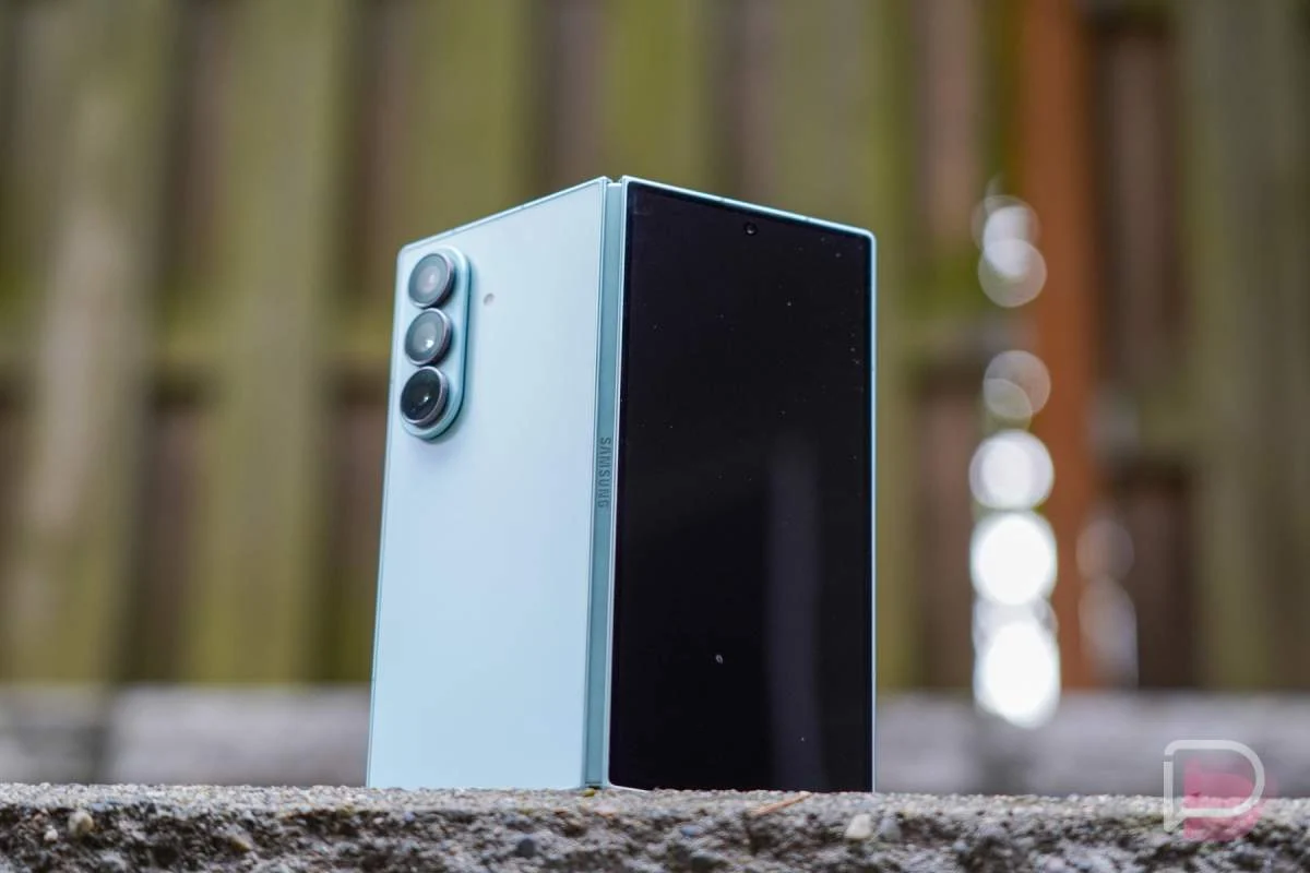 Diskon Menggiurkan $1,230 untuk Pre-Order Galaxy Z Fold 8
