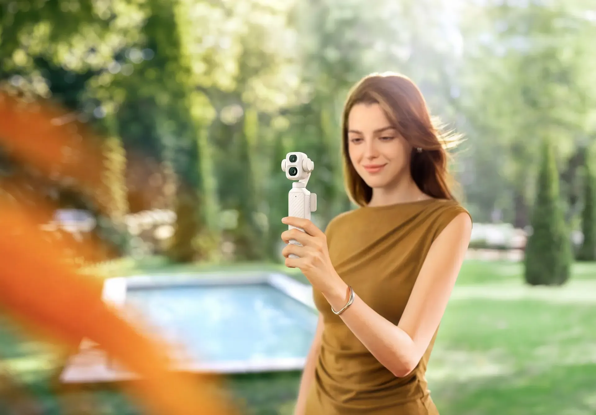 DJI Osmo Pocket 4P Hadir dengan Kamera Ganda dan LOFIC