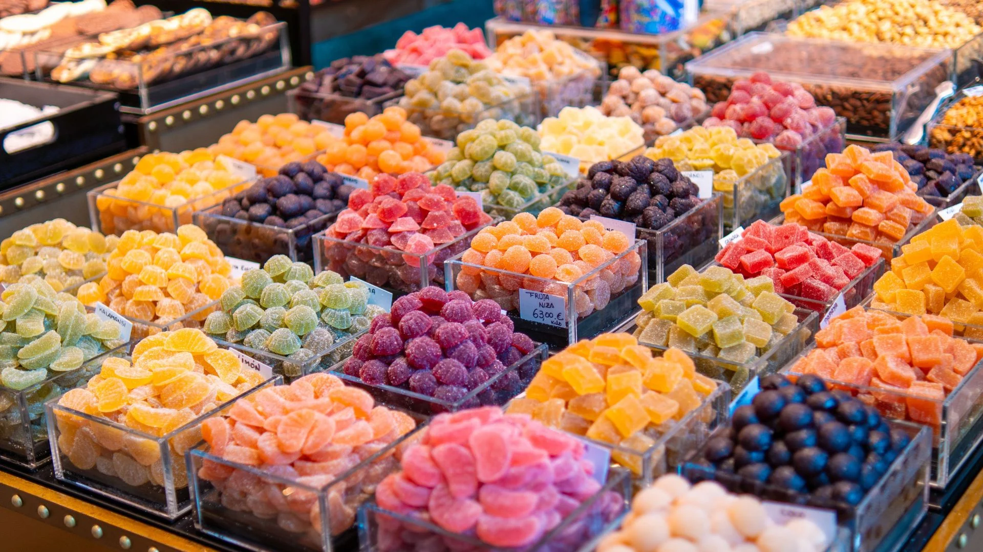 Gummy Shop: Petualangan Cozy di Toko Permen Harajuku