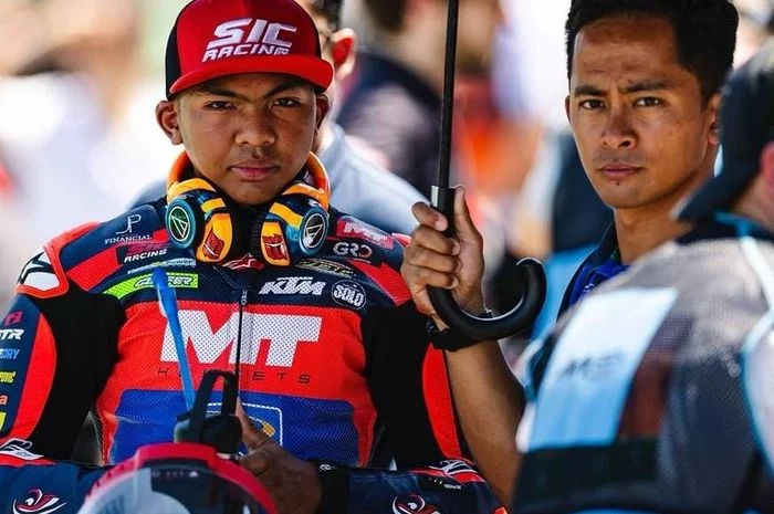Hakim Danish Ungguli Veda di Moto3 2026, Pesan Legenda Malaysia