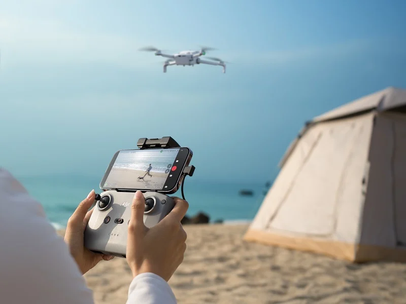 Inovasi Drone Kamera Pemula dengan Fitur Kecerdasan Buatan di Indonesia