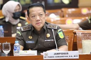Kasus Jampidsus Febrie: Pengunduran & Penetapan Tersangka