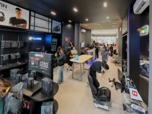 Logitech Buka Experience Store Pertama di PIM dengan Zona Gaming