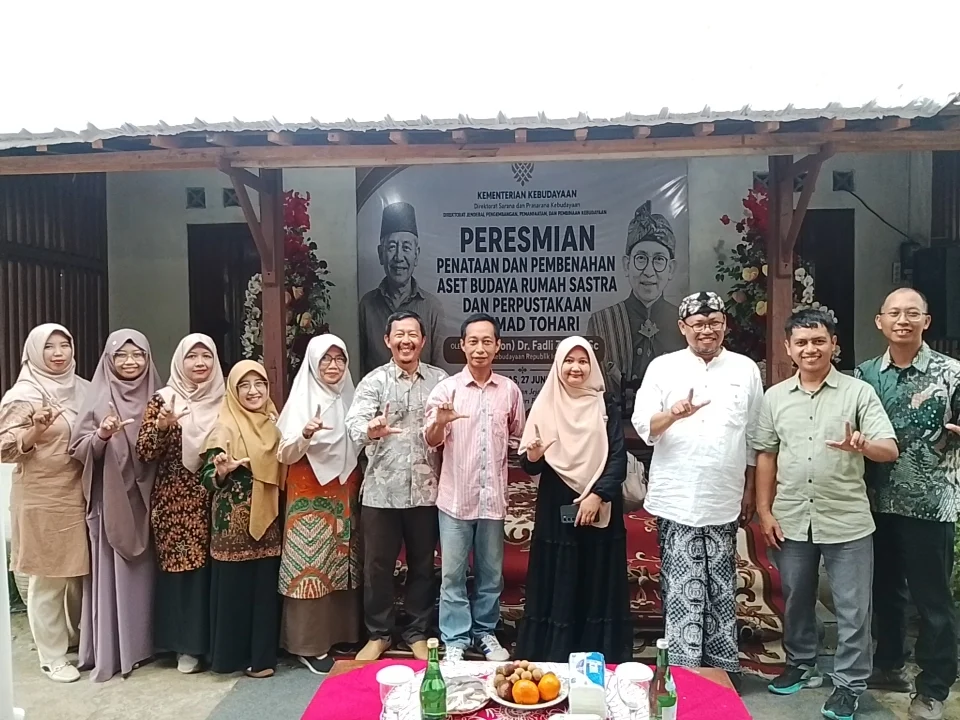 Revitalisasi Rumah Sastra Ahmad Tohari Dukung Literasi Banyumas