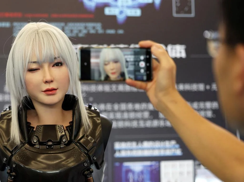 Robot Humanoid Canggih dari Startup China Mirip Manusia Asli