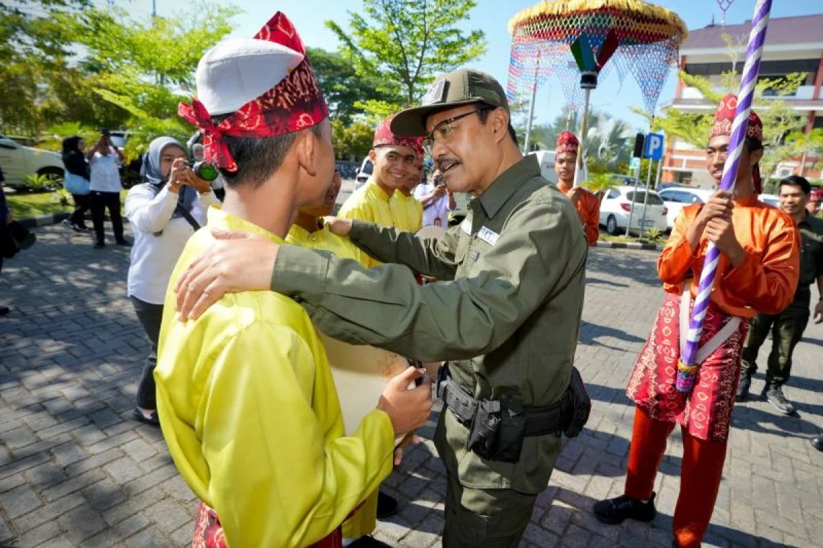 Taruna Akmil Jadi Kakak Asuh di Sekolah Rakyat, Tapi Tanpa Militerisme